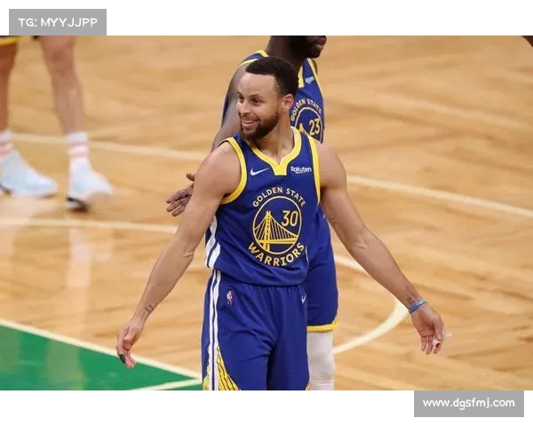 NBA总决赛—库里狂砍47分难救主 勇士109—123不敌猛龙 NBA总决赛—库里狂砍47分难救主 勇士109—123不敌猛龙